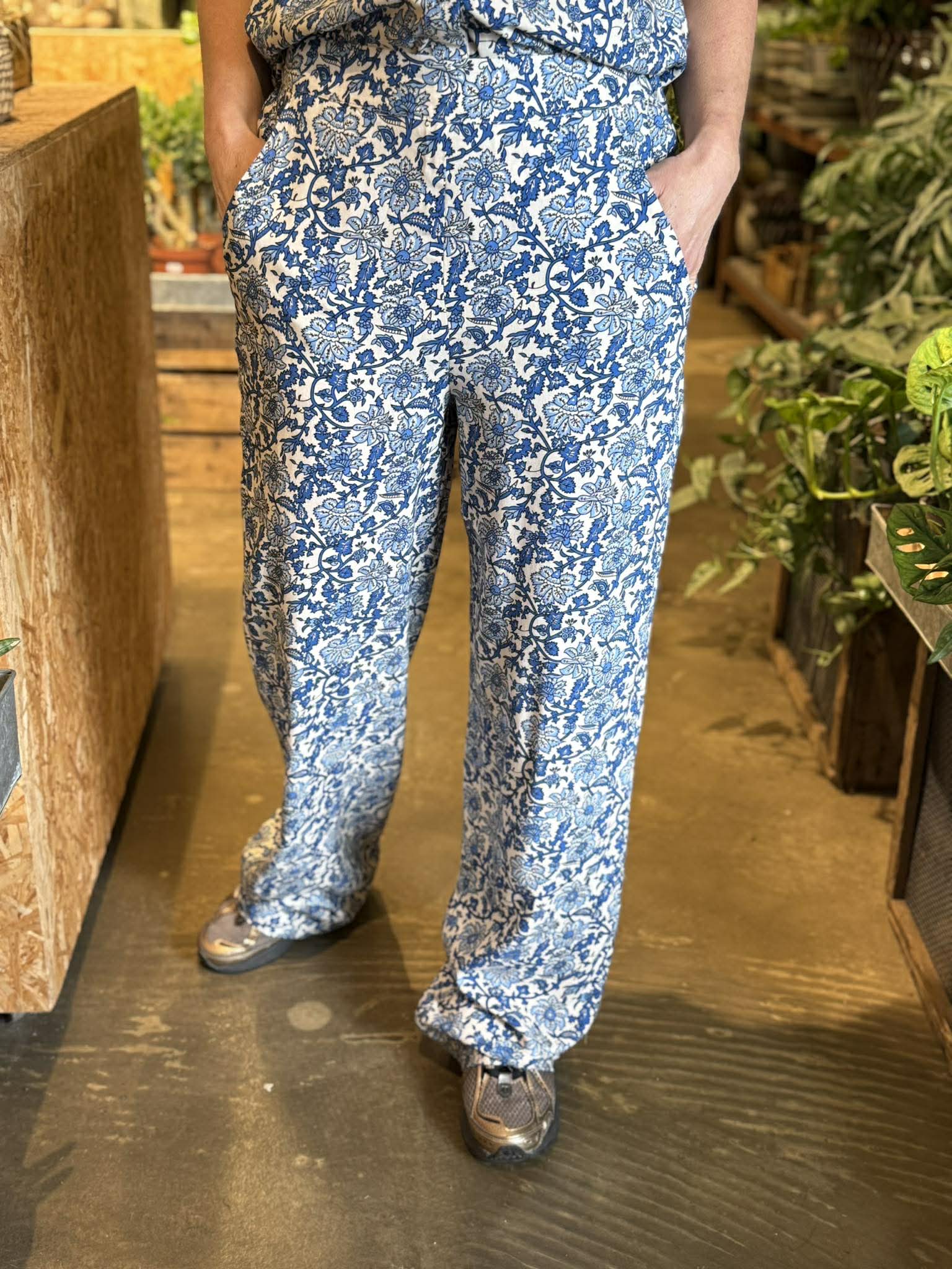 VMEASY Trousers - Blåt mønster